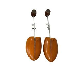 Vintage The Florsheim Shoe No.4 Wooden Adjustable Shoe Stretchers Trees Set of 2